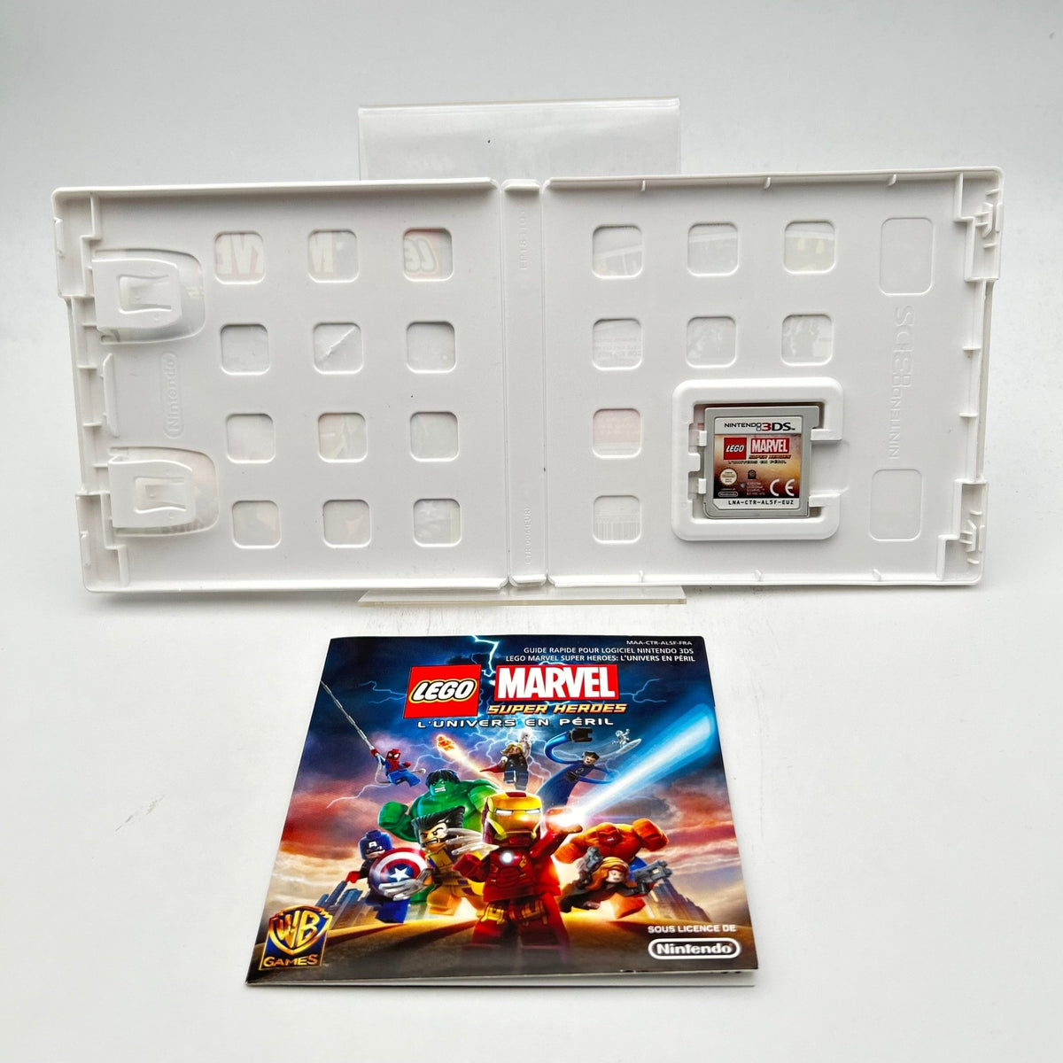 LEGO MARVEL SUPER HEROES UNIVERSE IN PERIL - NINTENDO 3DS - Strike Games