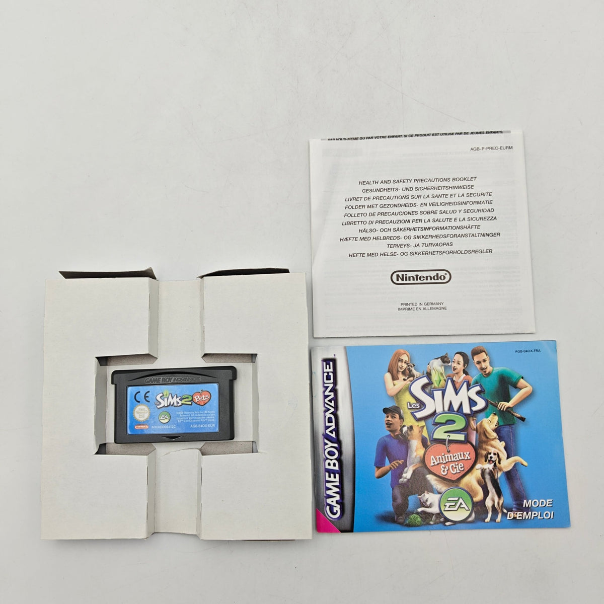 LES SIMS 2 : ANIMAUX & CIE - GAMEBOY ADVANCE - Strike Games