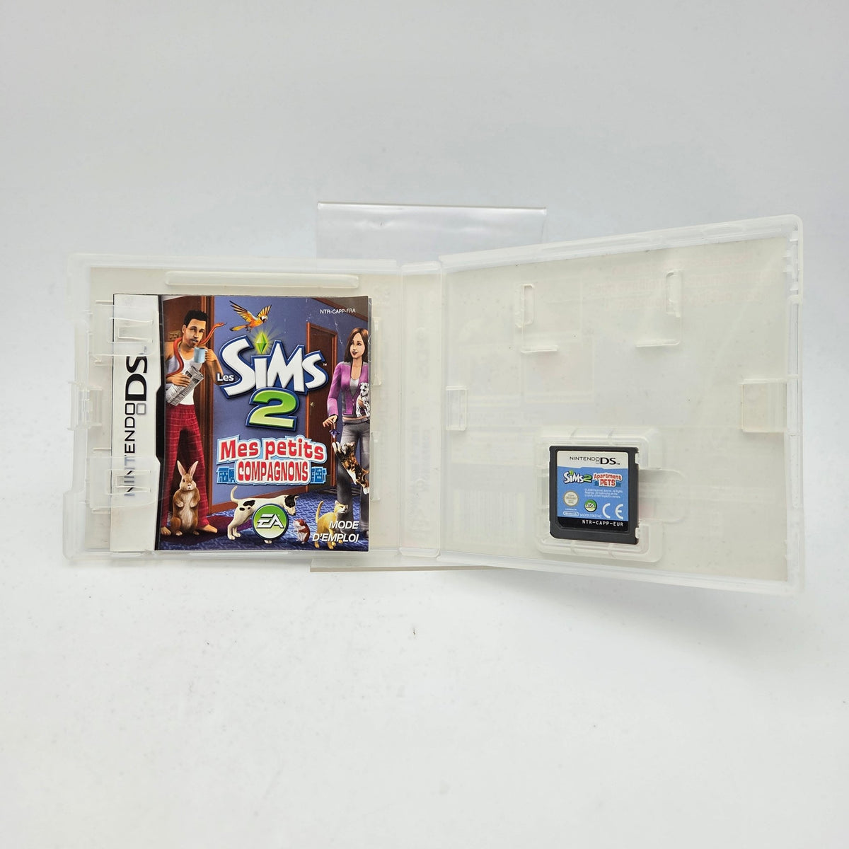 LES SIMS 2 MES PETITS COMPAGNONS - NINTENDO DS - Strike Games