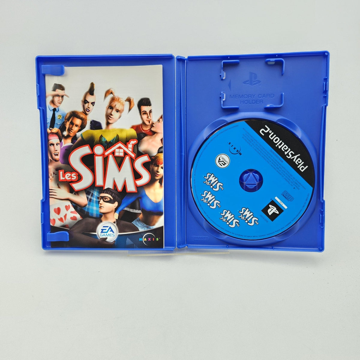 LES SIMS - PLAYSTATION 2 - Strike Games