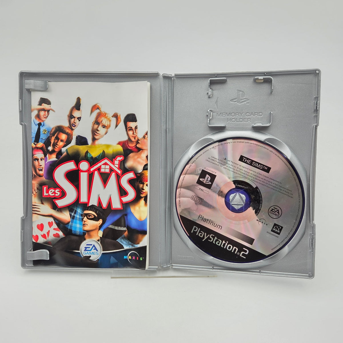 LES SIMS - PLAYSTATION 2 - Strike Games