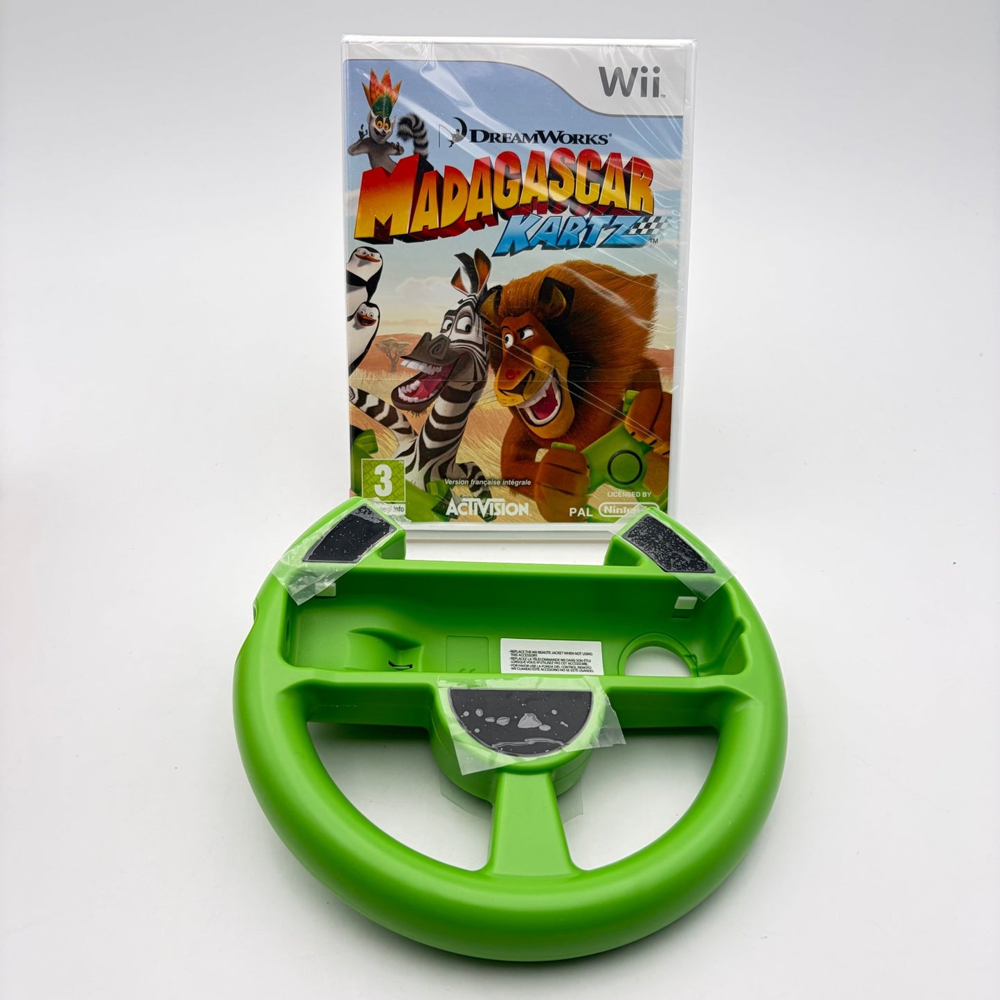 MADAGASCAR KARTZ VOLANT BUNDLE - WII - Strike Games