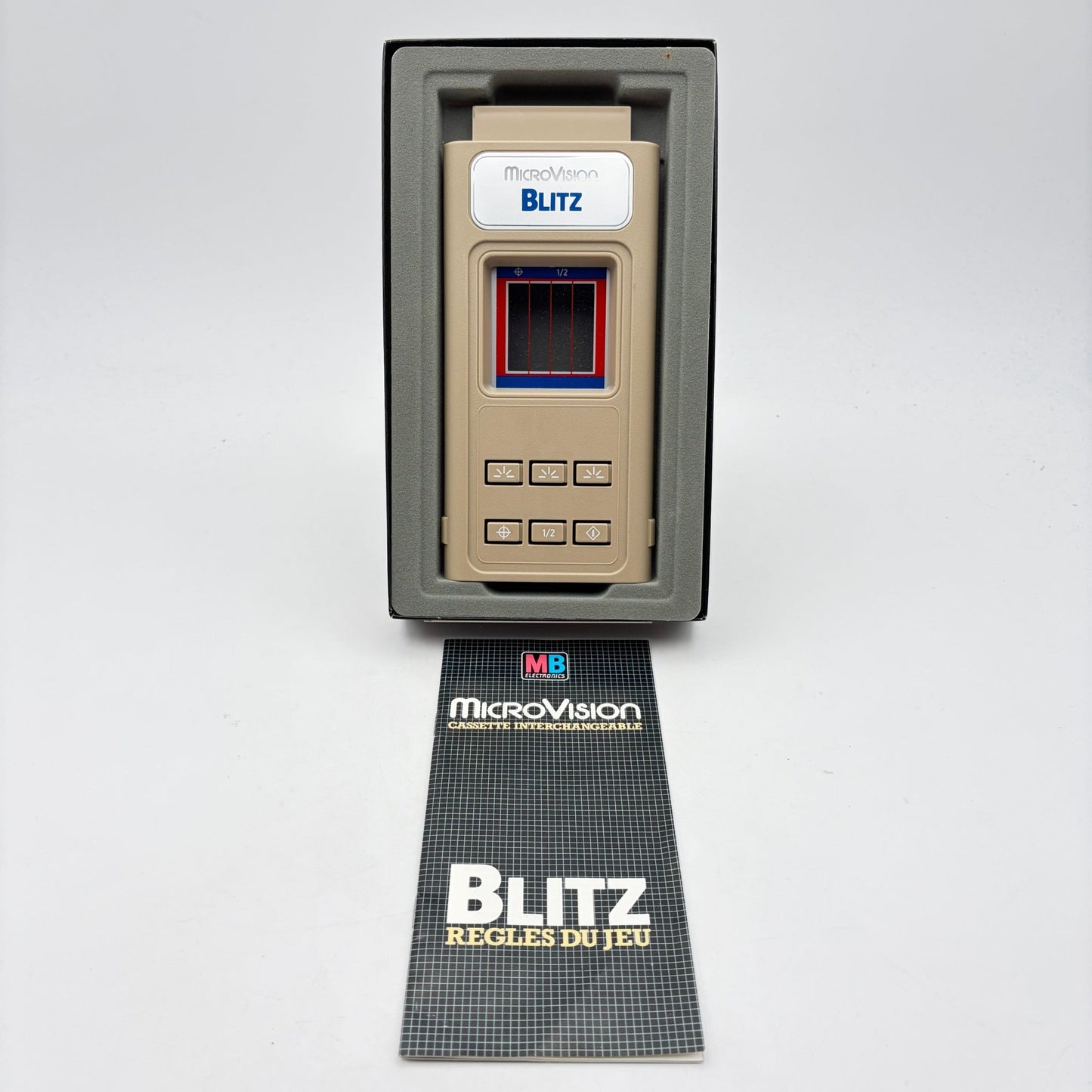 MICROVISION + 4 JEUX (FLIPPER, BATAILLE NAVALE, SHOOTING STAR ET BLITZ) - Strike Games