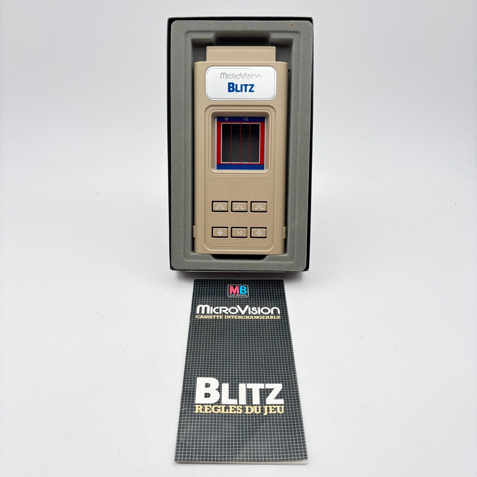 MICROVISION + 4 JEUX (FLIPPER, BATAILLE NAVALE, SHOOTING STAR ET BLITZ) - Strike Games