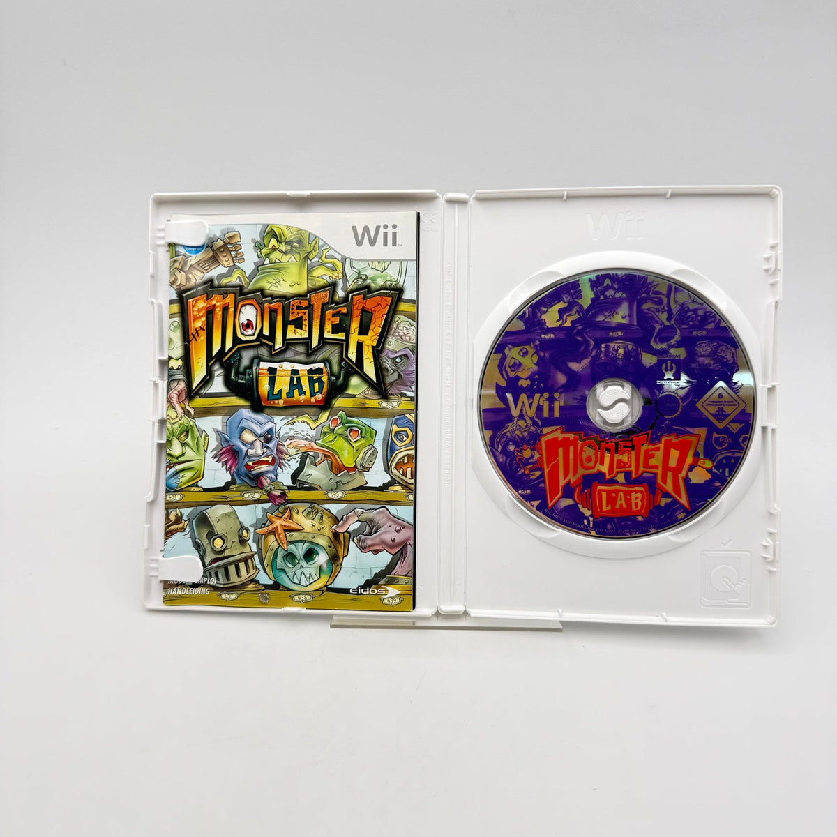 MONSTER LAB - WII - Strike Games