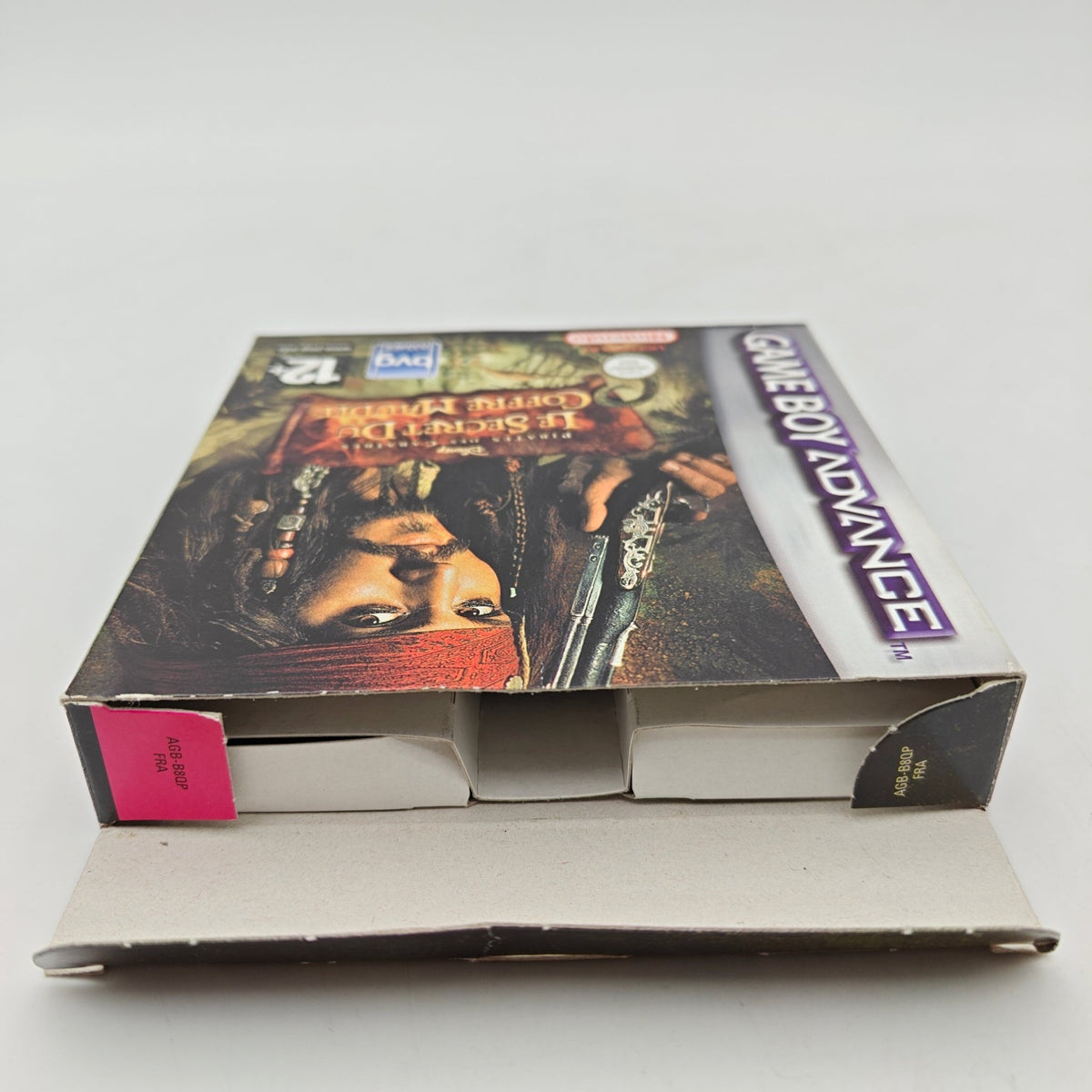 PIRATES DES CARAÏBES : LE SECRET DU COFFRE MAUDIT - GAMEBOY ADVANCE - Strike Games