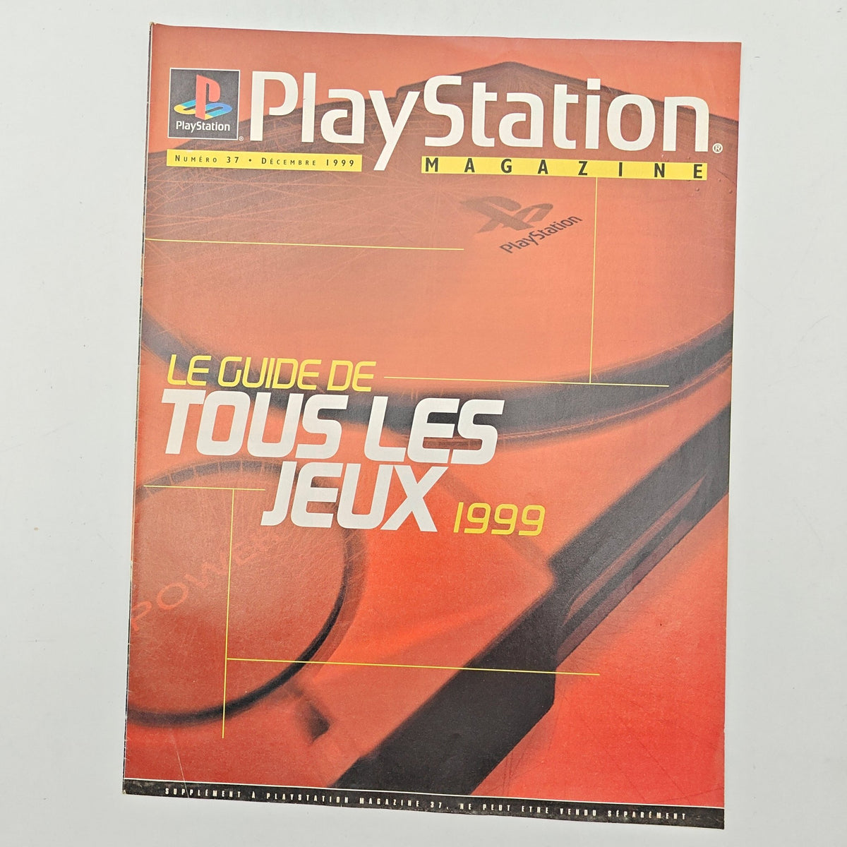 PLAYSTATION MAGAZINE NUMERO 37 LE GUIDE DE TOUS LES JEUX 1999 - MAGAZINE JEUX VIDEO - Strike Games
