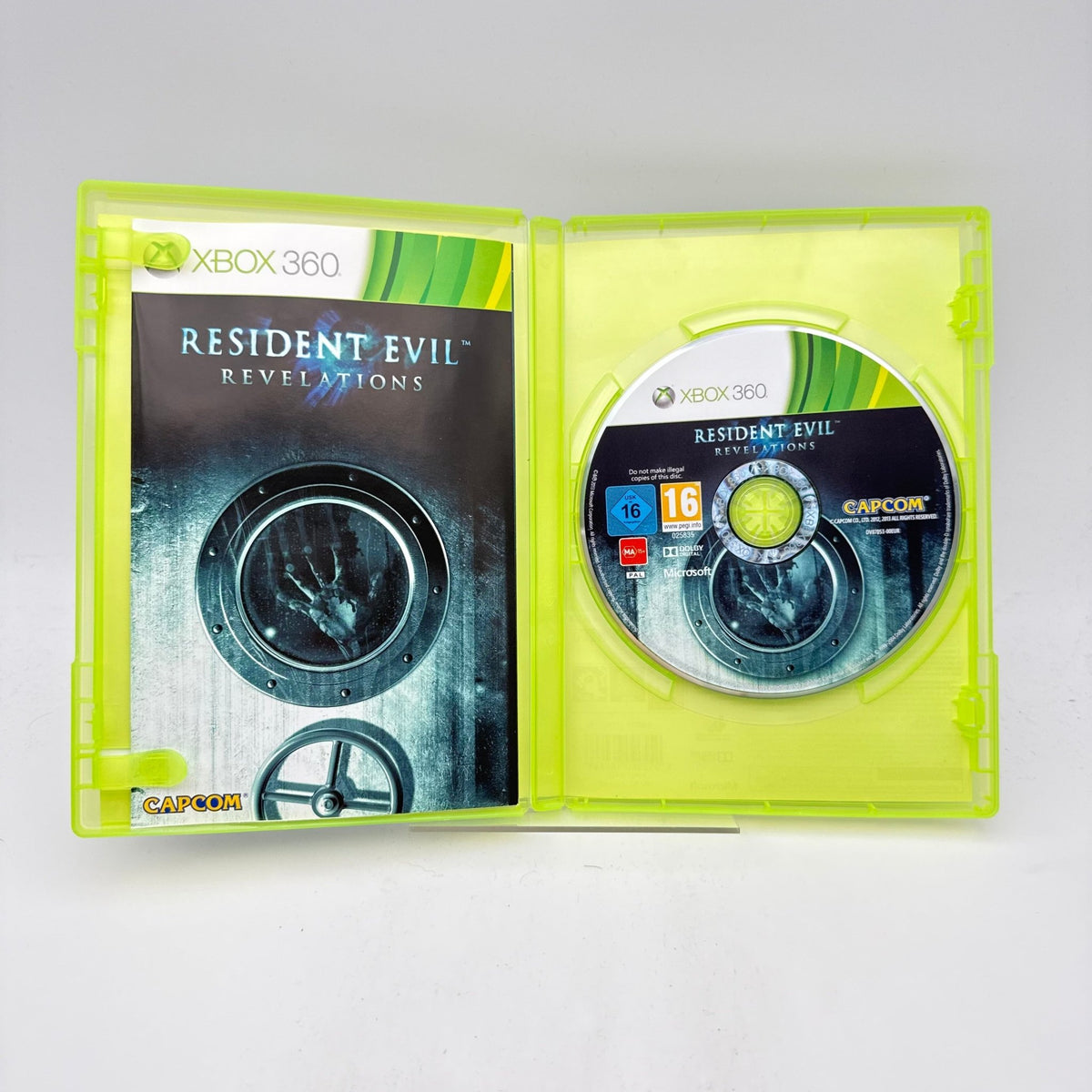 RESIDENT EVIL REVELATIONS - XBOX 360 - Strike Games