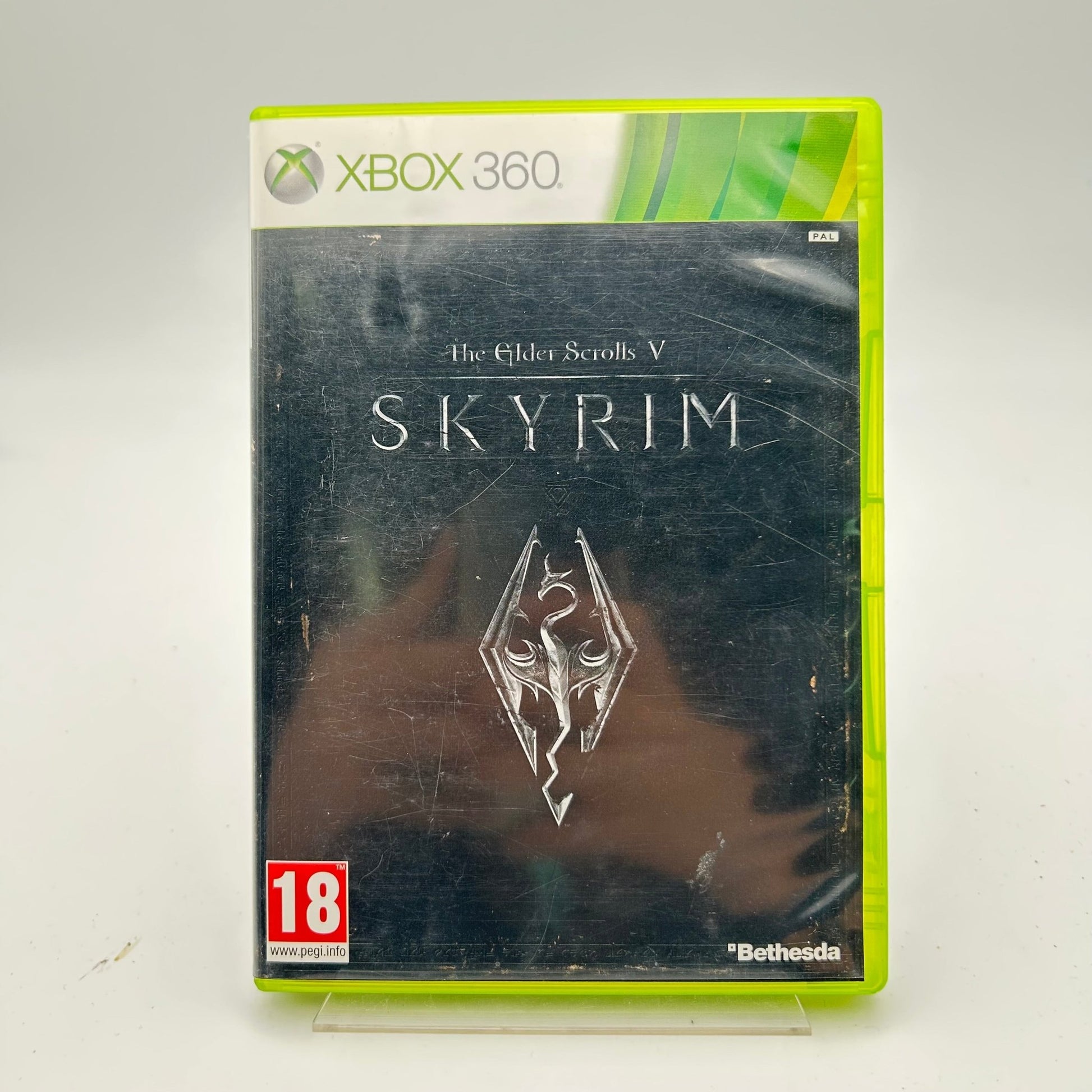 SKYRIM - XBOX 360 - Strike Games