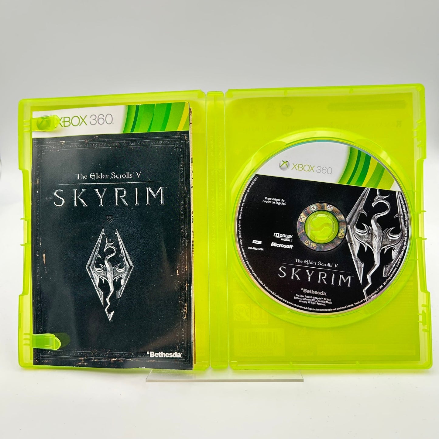 SKYRIM - XBOX 360 - Strike Games