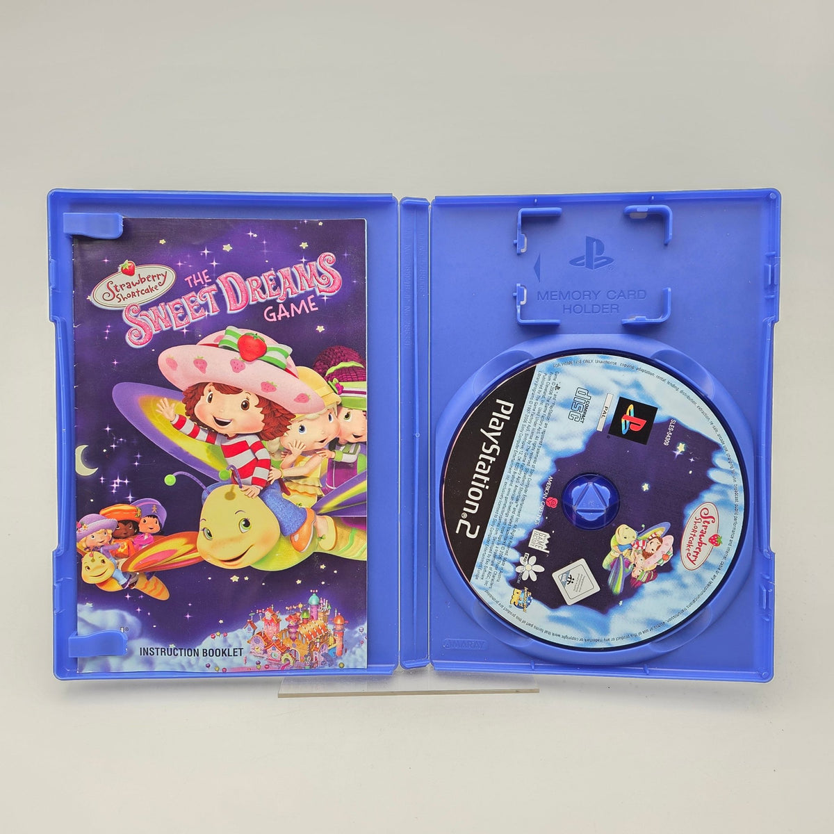 STRAWBERRY SHORTCAKE THE SWEET DREAMS GAME - PLAYSTATION 2 - Strike Games