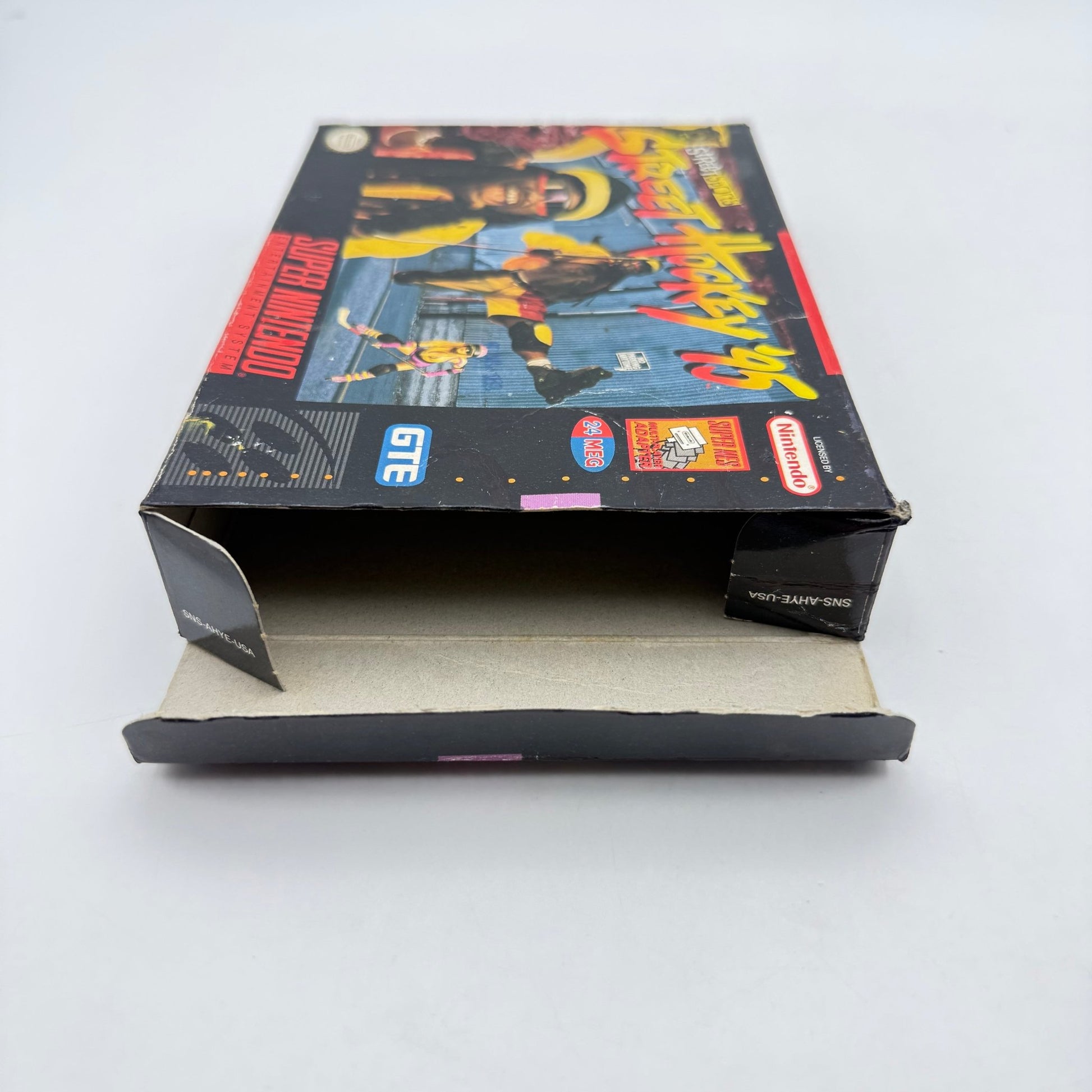 STREET HOCKEY 95 - SUPER NINTENDO US - Strike Games