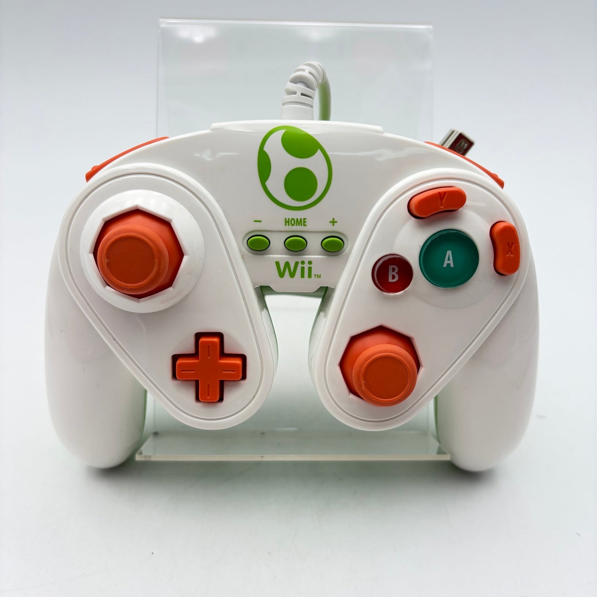 WIRED FIGHT PAD YOSHI - WII U - Strike Games